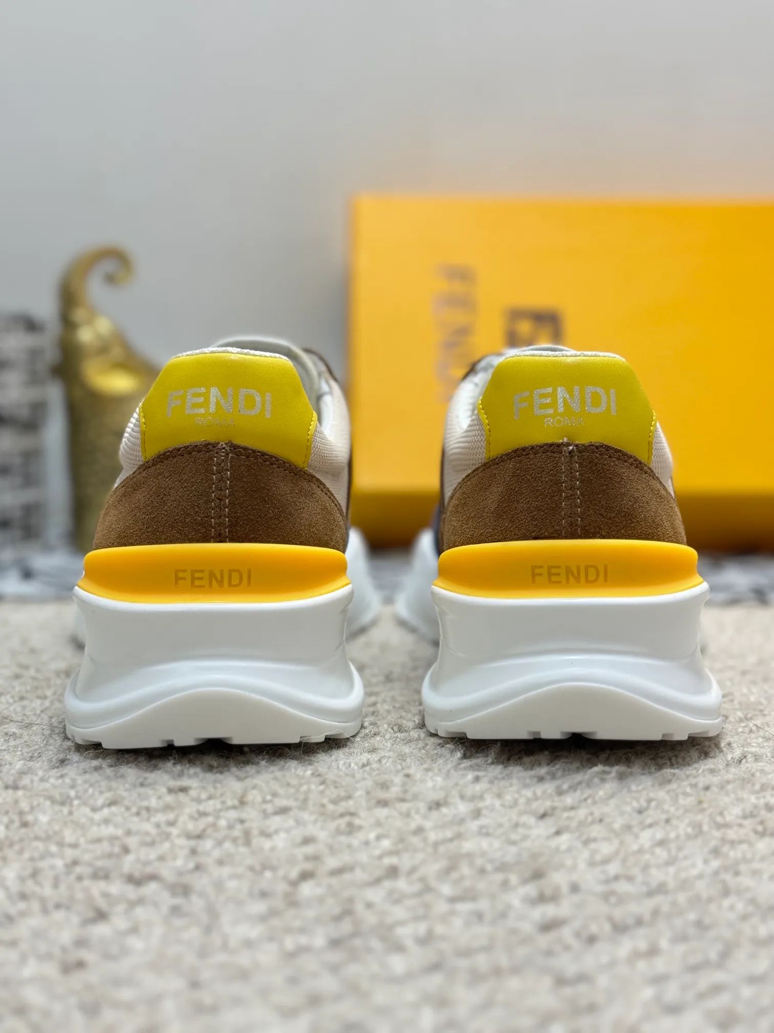 Men's men's shoes 💰520 [New style] 🦥🦥 Original quality - Fendi ◾️▫️F D🆕 Spring and summer new men's slip-on sneakers, with elastic straps, side zippers, and corrugated soles engraved with F. Embossed Fendi Flow lettering on the heel. Mixed material of high-tech fabric and black suede. FF graphic tongue. Ultra-light and wear-resistant EVA sole. Size: 38-44 (45 customized